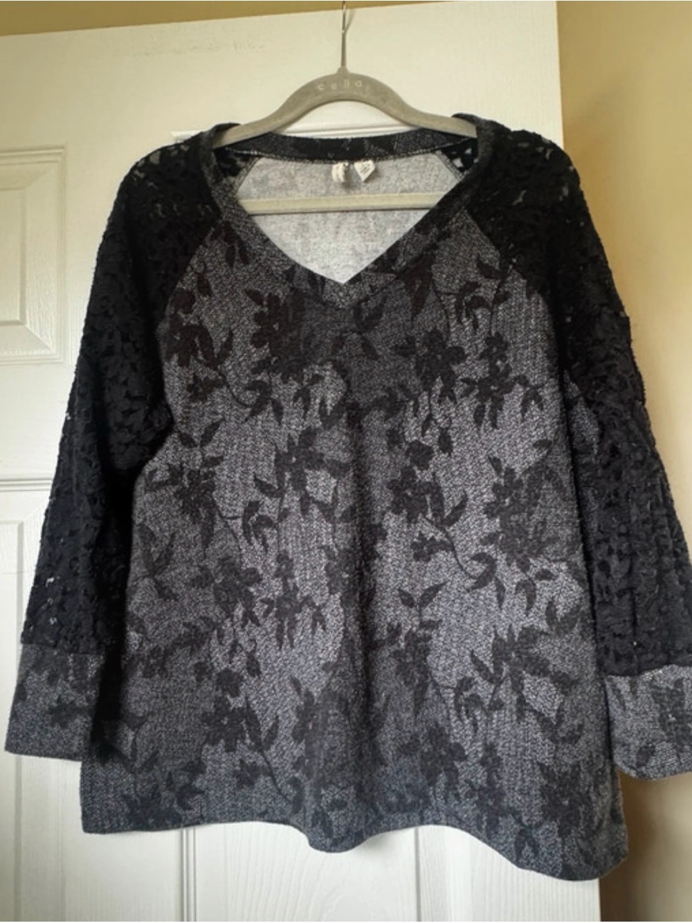 Cato Gray and Black Floral V-Neck Sweater